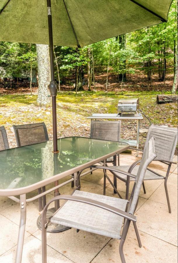 Pocono Cabin With Private Pool At Shawnee Mtn East Stroudsburg Exteriér fotografie
